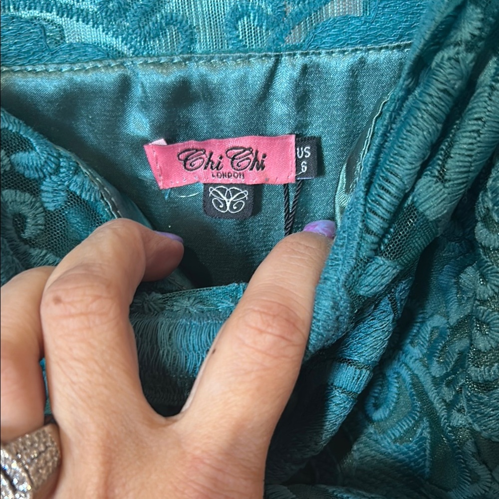 Chi Chi London Green Fit and Flare Midi Dress for Weddings - Picture 2 of 6